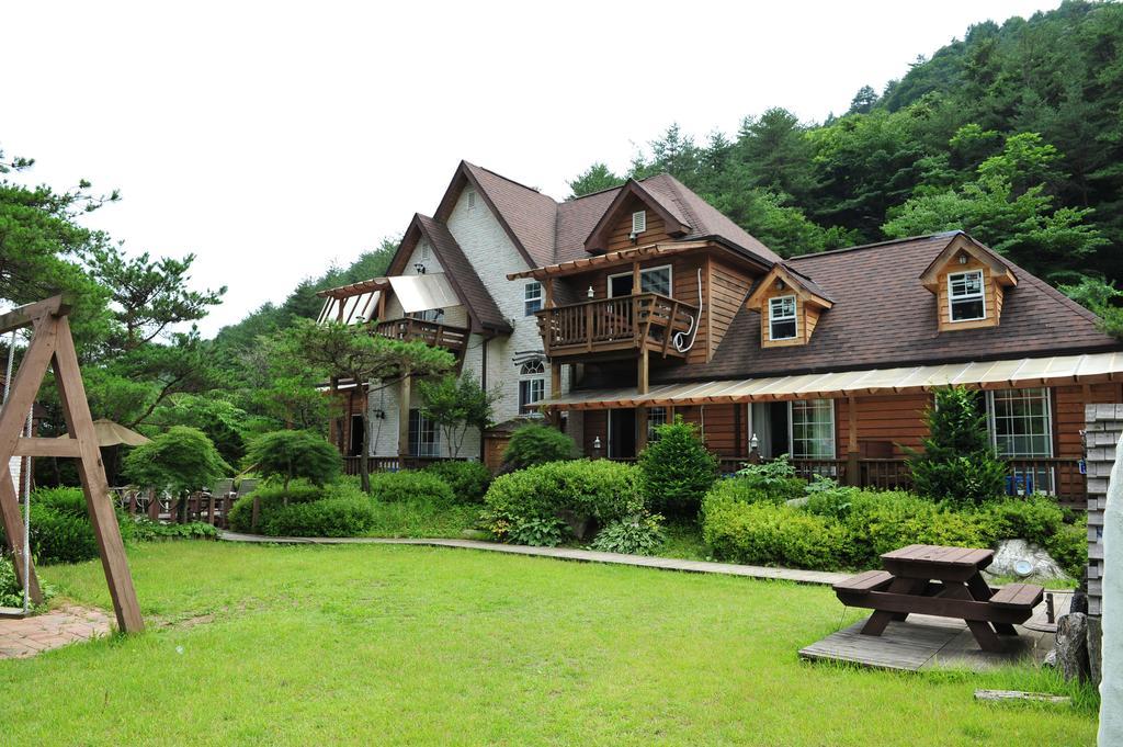 Villa Bench House Pyeongchang Esterno foto