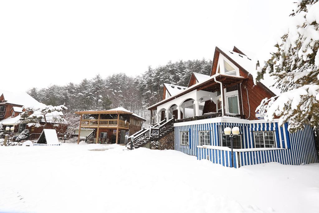 Villa Bench House Pyeongchang Esterno foto
